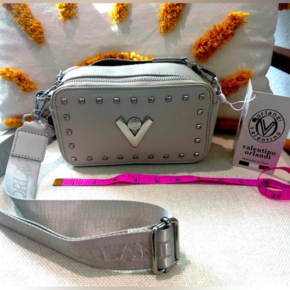 Other - 🎁 VALENTINO ORLANDI host appreciation for poshers lux designer show